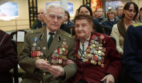 Алексей Дюмин вручил юбилейные медали ветеранам Великой Отечественной войны, Фото: 7