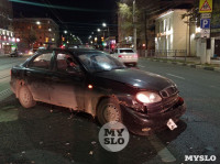 На ул. Октябрьской в Туле столкнулись Lada Vesta и Chevrolet Lanos, Фото: 3