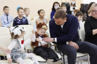Алексей Дюмин поздравил с Новым годом детей в социально-реабилитационном центре Тулы, Фото: 7