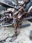 Скелет на мотоцикле возле клуба М2, Фото: 4
