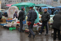 Стихийный рынок на ул. Пузакова, Фото: 5