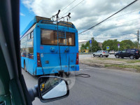 На Зеленстрое автобус снес зеркало троллейбусу, Фото: 5