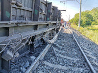В Тульской области грузовой поезд сошел с рельсов, Фото: 2