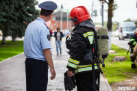 Пожарные эвакуировали людей из здания УМВД России по Тульской области, Фото: 11